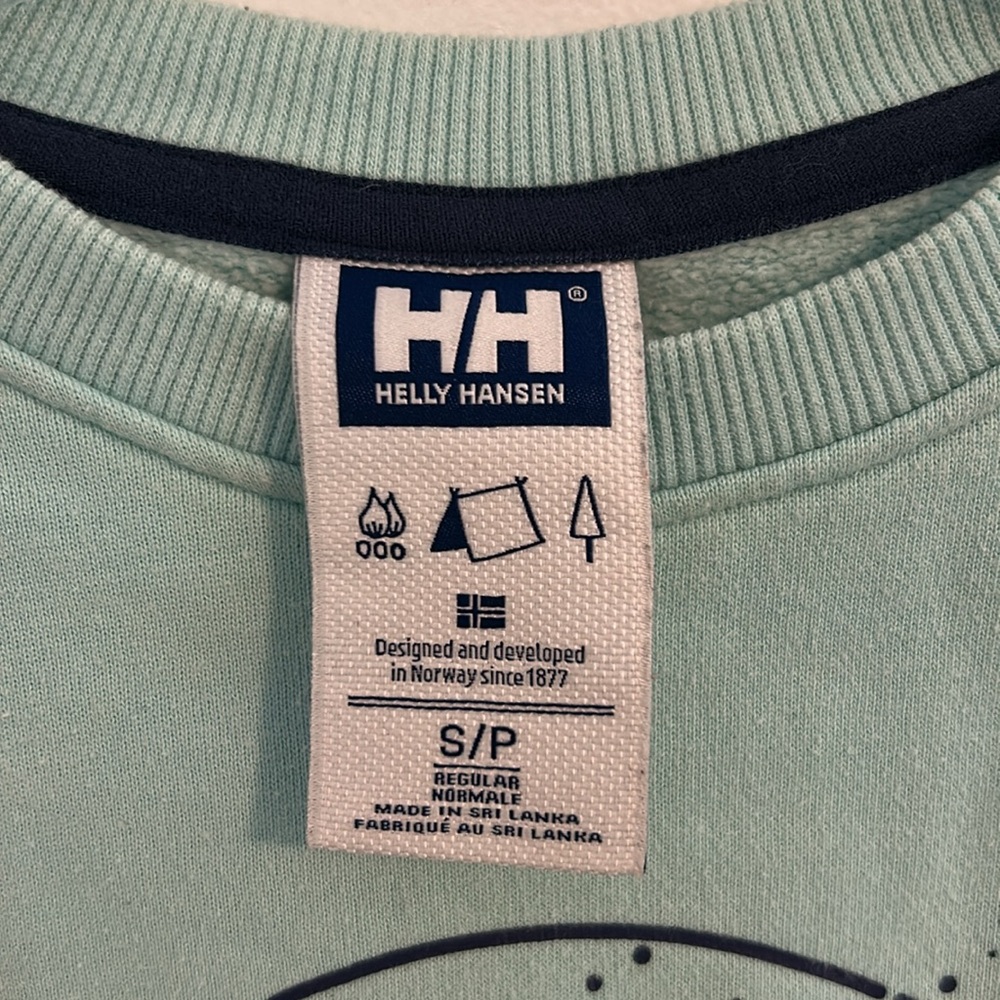 Helly Hansen women’s Y2K Aqua Blue Mountain Skiing Scene Sweatshirt Size Small - Picture 5 of 9